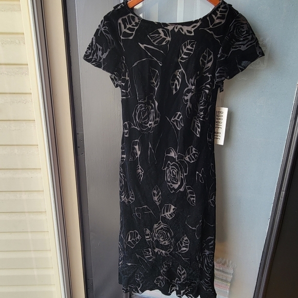 Vintage 80s Robbie Bee Sheath Dress 6 Womens Black Velvet Floral Draped Back - Picture 3 of 9